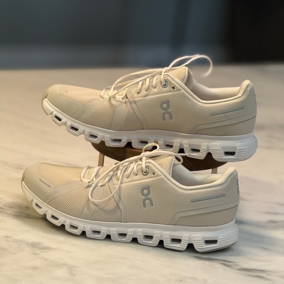 On Cloud 6 Women’s Running Shoe Pearl White Size 11 - Picture 6 of 9